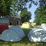 Kemping La Billardiere A La Ferme *