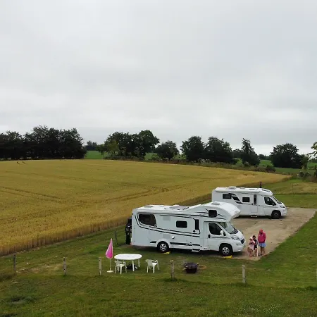La Billardiere A La Ferme Campsite