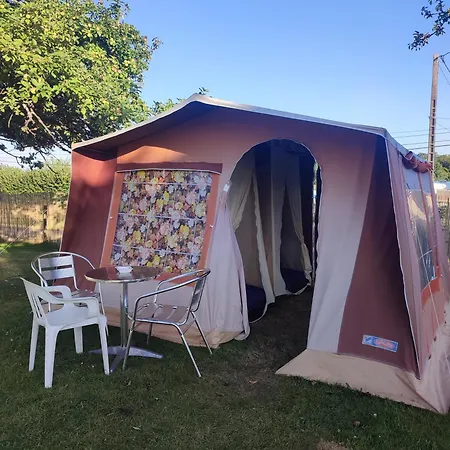 La Billardiere A La Ferme