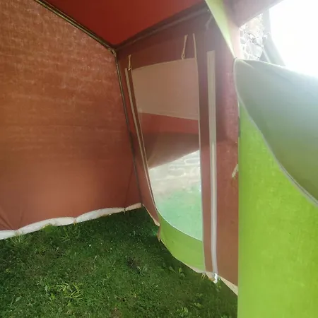 La Billardiere A La Ferme Campsite