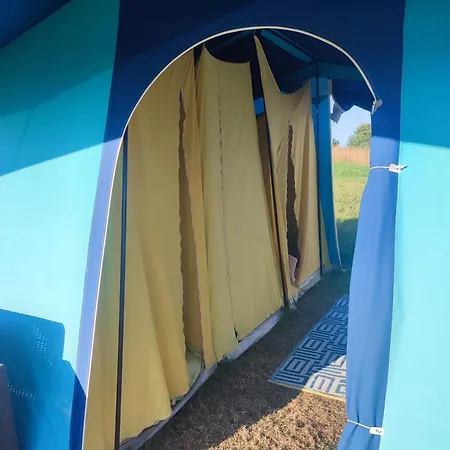 La Billardiere A La Ferme Campsite *