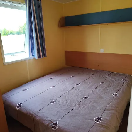La Billardiere A La Ferme Campsite *