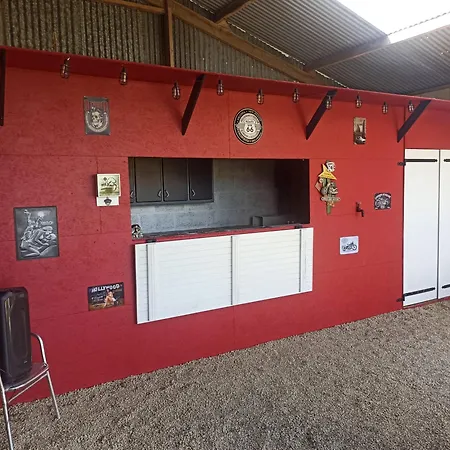 Kemp La Billardiere A La Ferme *