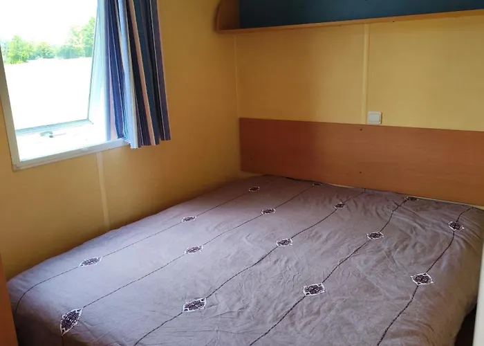 La Billardiere A La Ferme Kemping *